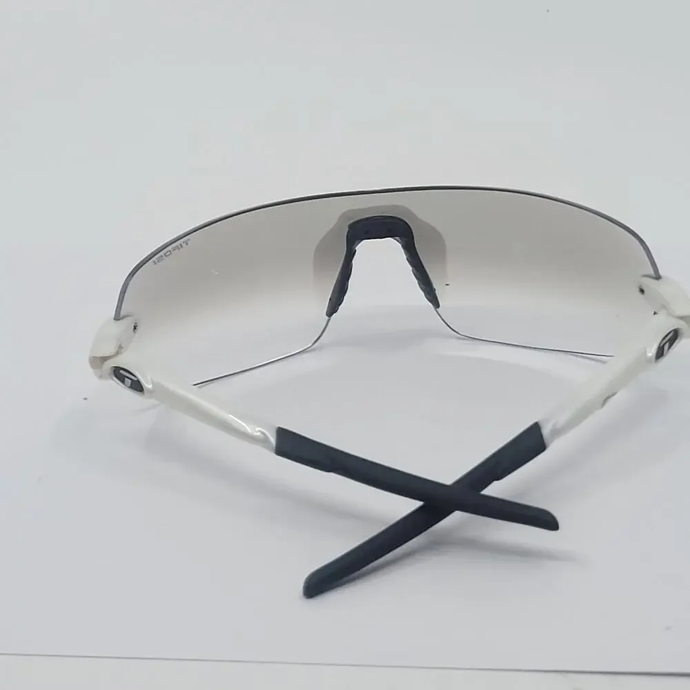 Tifosi Sunglasses Vogel T-F720 Smoke Tint white frame
